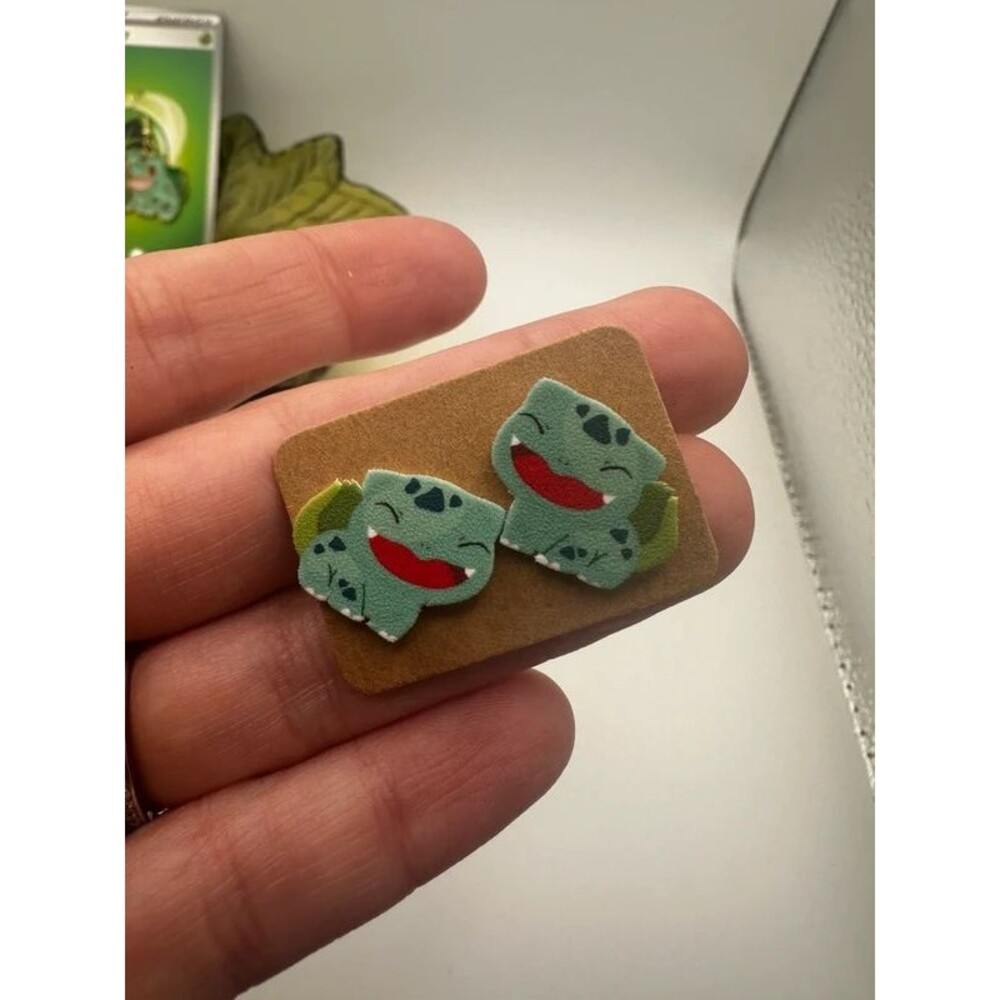 Bulbasaur Pokemon Bundle - Picture 5 of 8